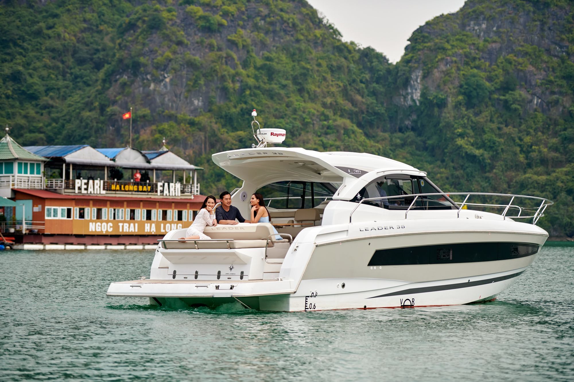 Vietyacht Marina Club - Halong Bay Cruise Hotel Ha Long Exterior photo